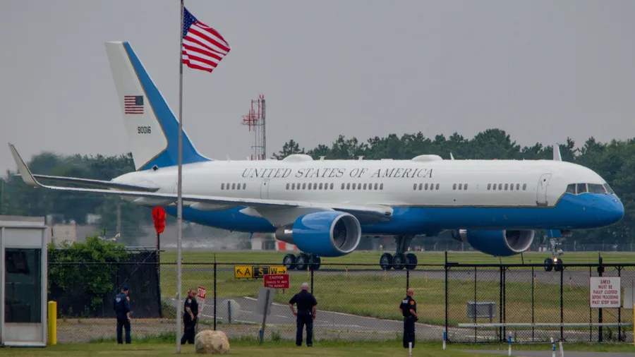Air Force One arrives at Long Island MacArthur Airport in Ronkonkoma, NY, Friday, July 28, 2017.
