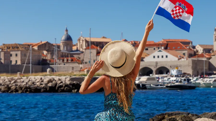 beautiful panoramic view of beach and dubrovnik city landscape travel