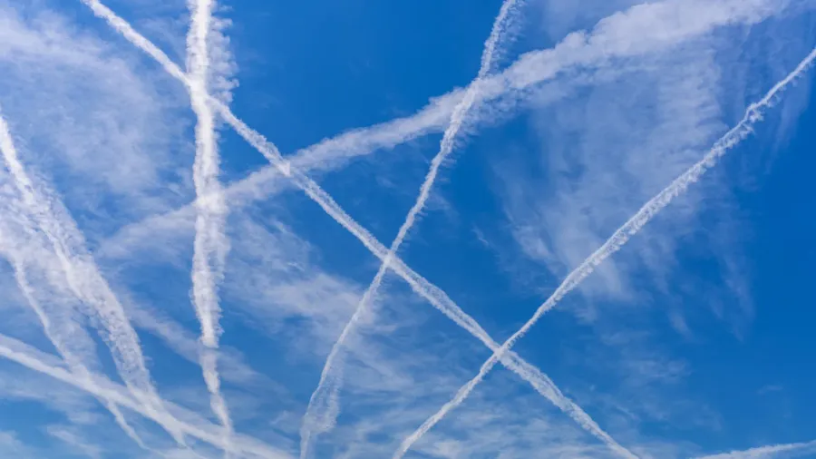 contrails