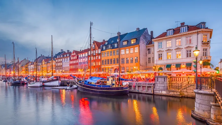 copenhagen denmark canal skyline