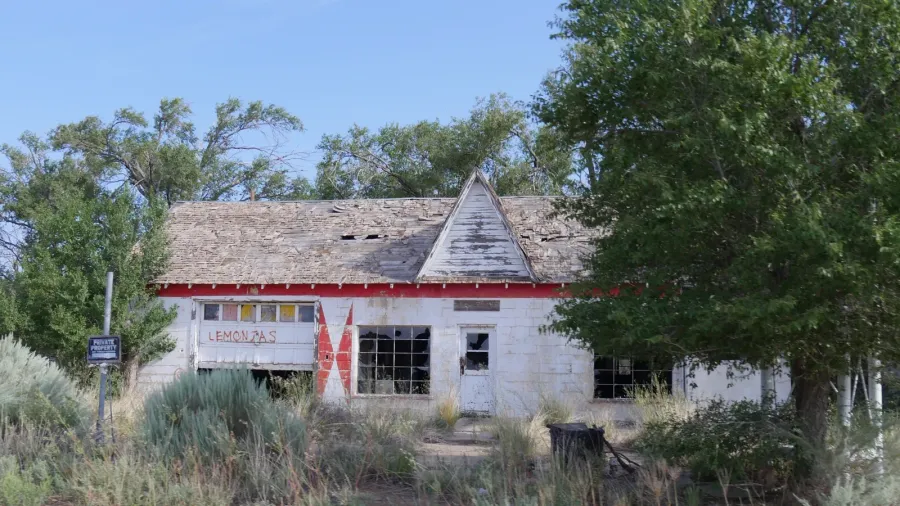 dilapidated building at the glenrio ghost town one of americas