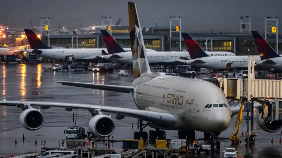 etihad airways airbus a380 at john f kennedy airport after