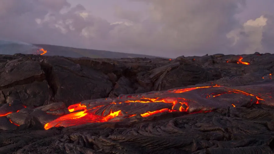 hawaii lava flow at kilauea volcano