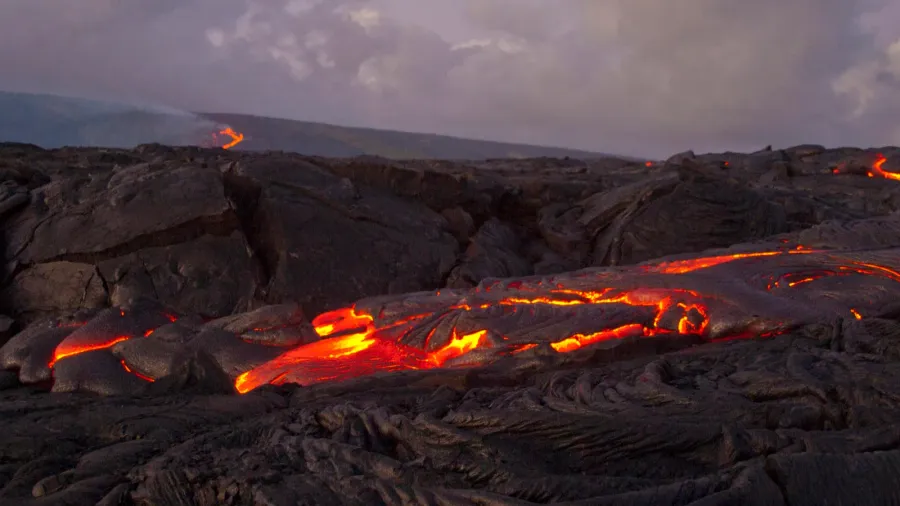hawaii lava flow at kilauea volcano