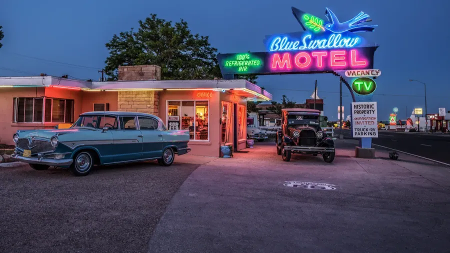 historic blue swallow motel in tucumcari new mexico