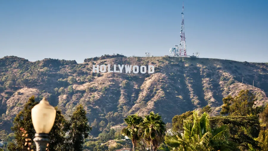 hollywood sign