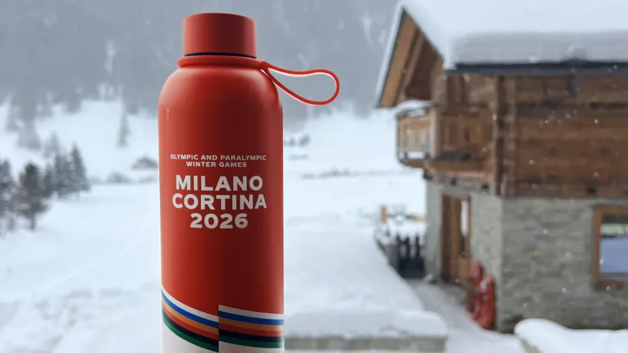 livigno italy  february 3 2026 branded coca cola volunteer