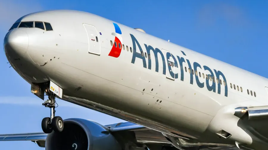 london england  november 2018 american airlines boeing 777 long