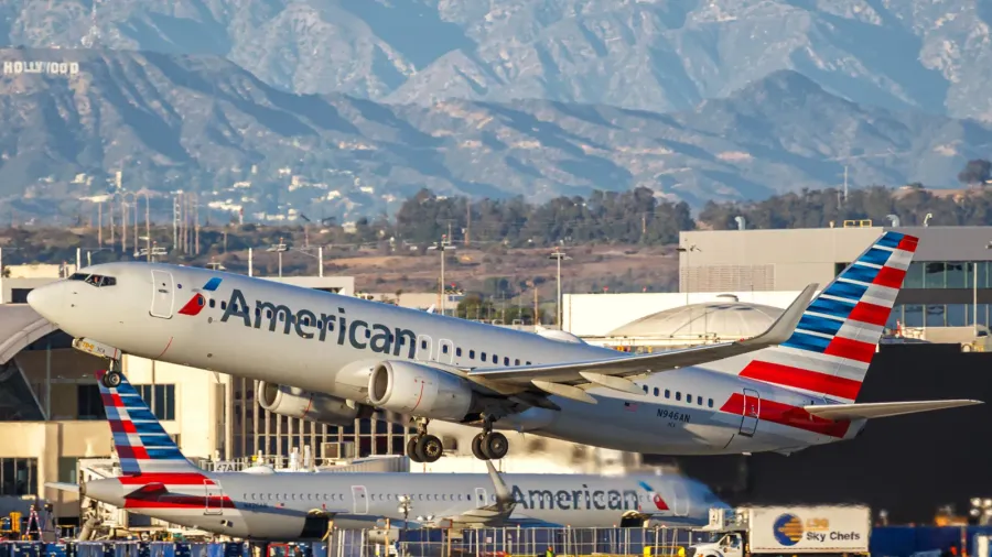 los angeles united states  november 3 2022 american airlines