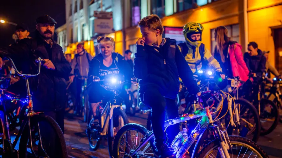 minsk belarus  1 oktober 2018 group of cyclists at