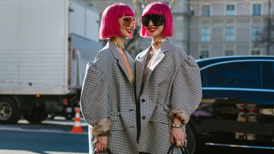 paris france  february 26 2019 ami and aya suzuki