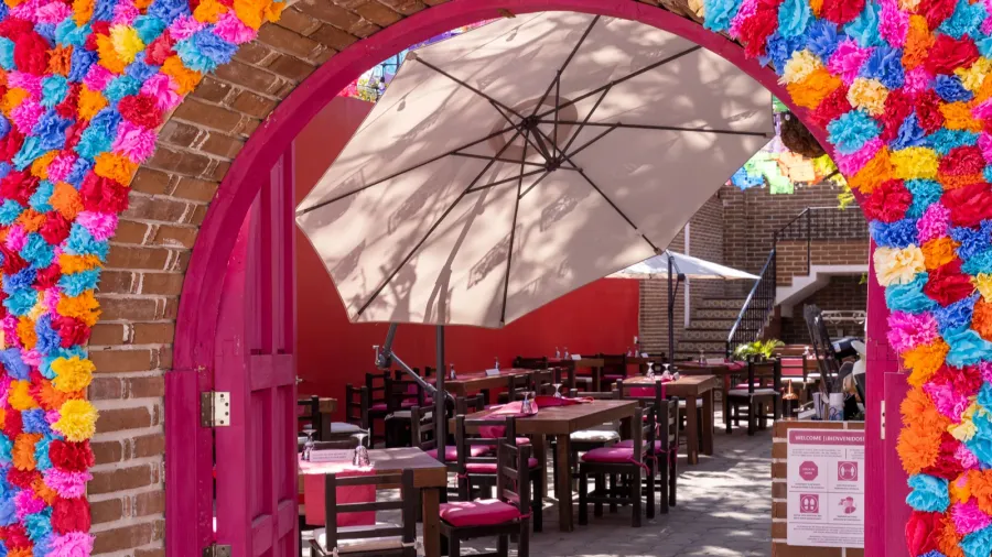 scenic colonial streets and architecture of san jose del cabo