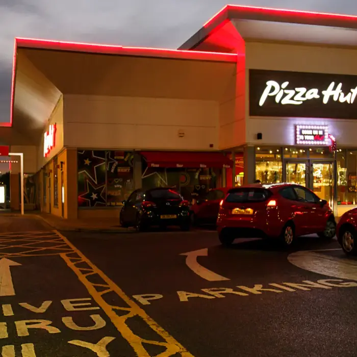 Your Pizza Hut road-trip stop might be gone by summer as 250 closures near
