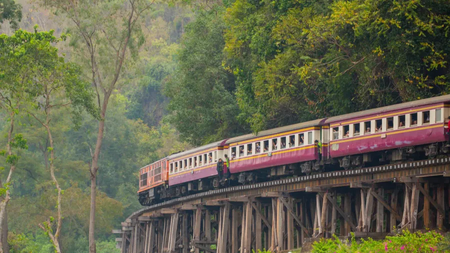 the death railway crossing the river kwai built during world
