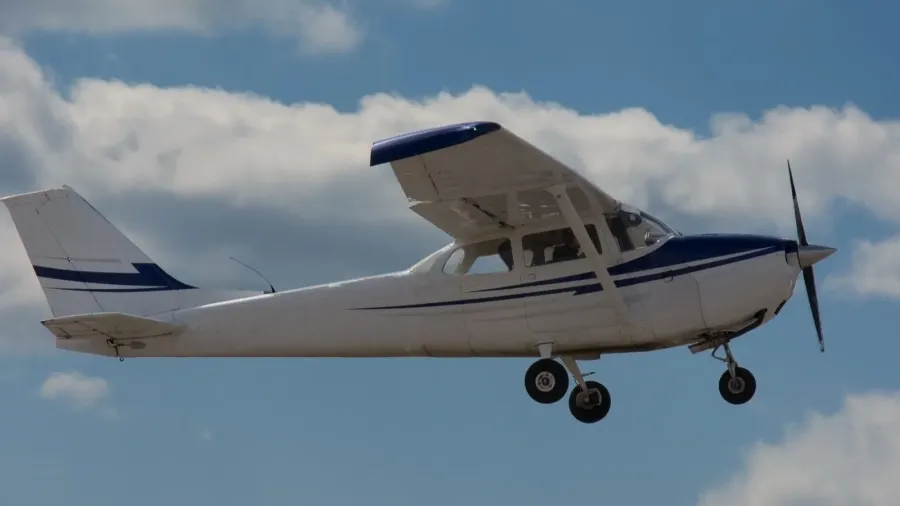 the plane is flying