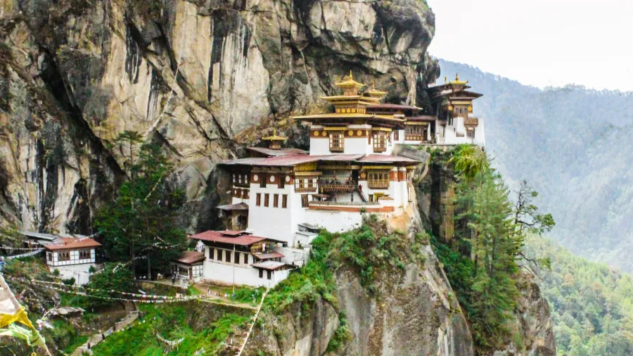 tigers nest taktshang goemba