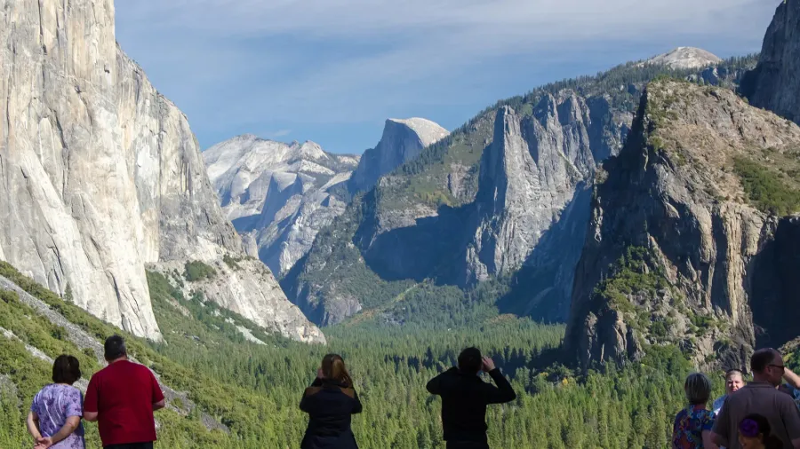 tourists at yosemite national park