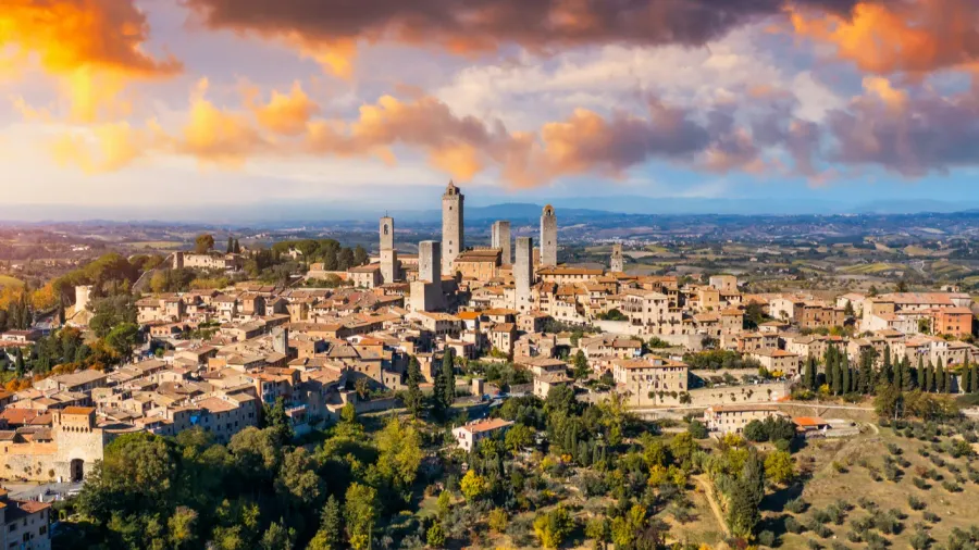 Aerial view of the medieval village of San Gimignano, a Unesco World Heritage Site. Italy, Tuscany, Val d'Elsa.