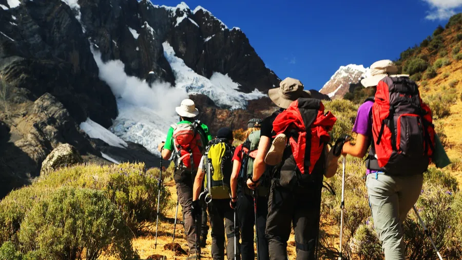 trekking in cordiliera huayhuash