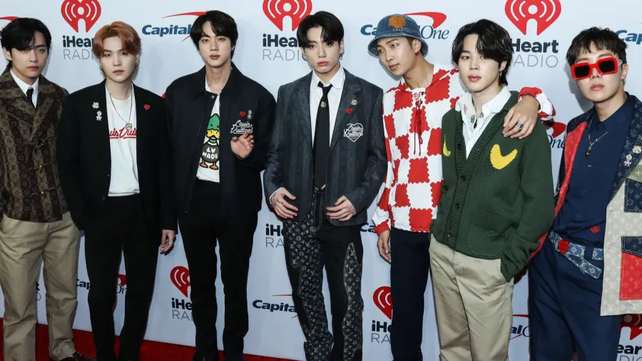 v suga jin jungkook rm jimin and jhope of bts